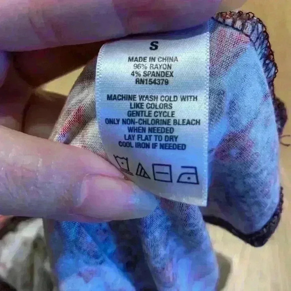 Aeropostale Geometric Print High-Neck Swing Dress Size Small - Picture 6 of 7